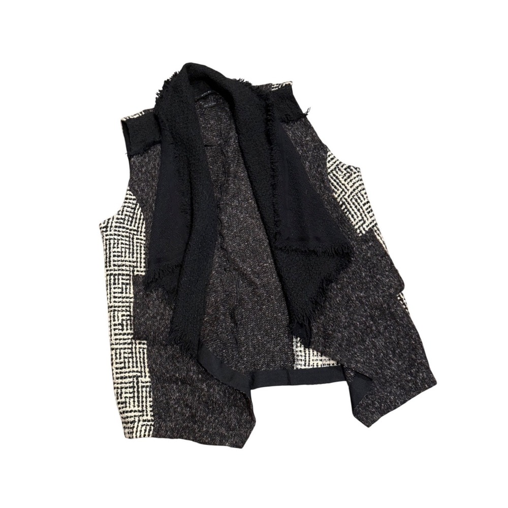Miss Me Womens Mixed Knit Draped Fringe Vest Black White Geometric festival Sz L